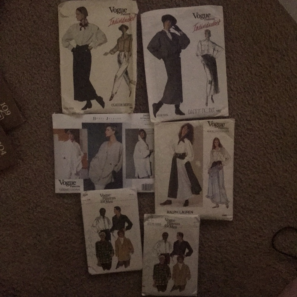 Vogue various style patterns (bulk-selling all in photo)
